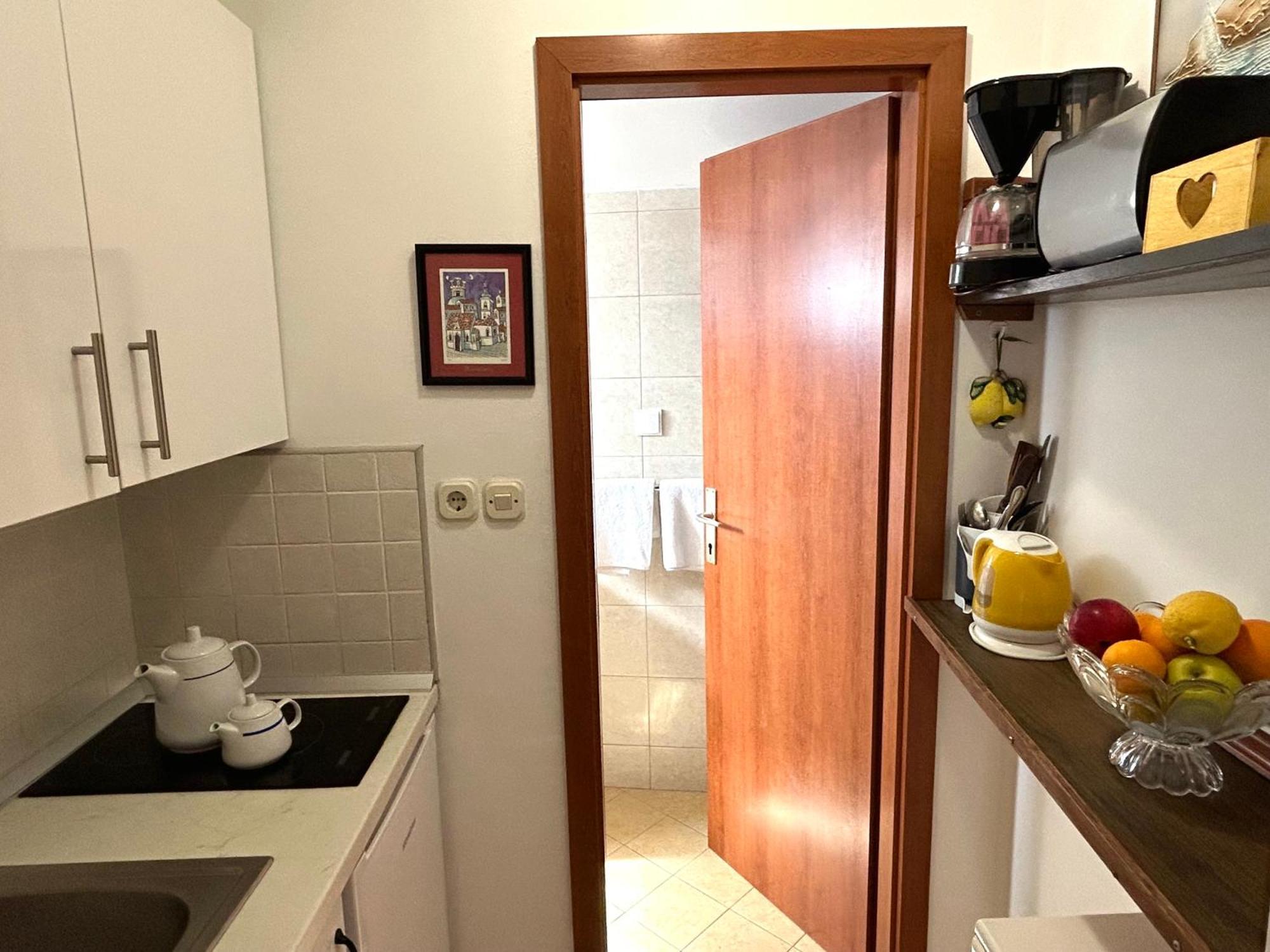 Apartment Dino Lopud Екстериор снимка